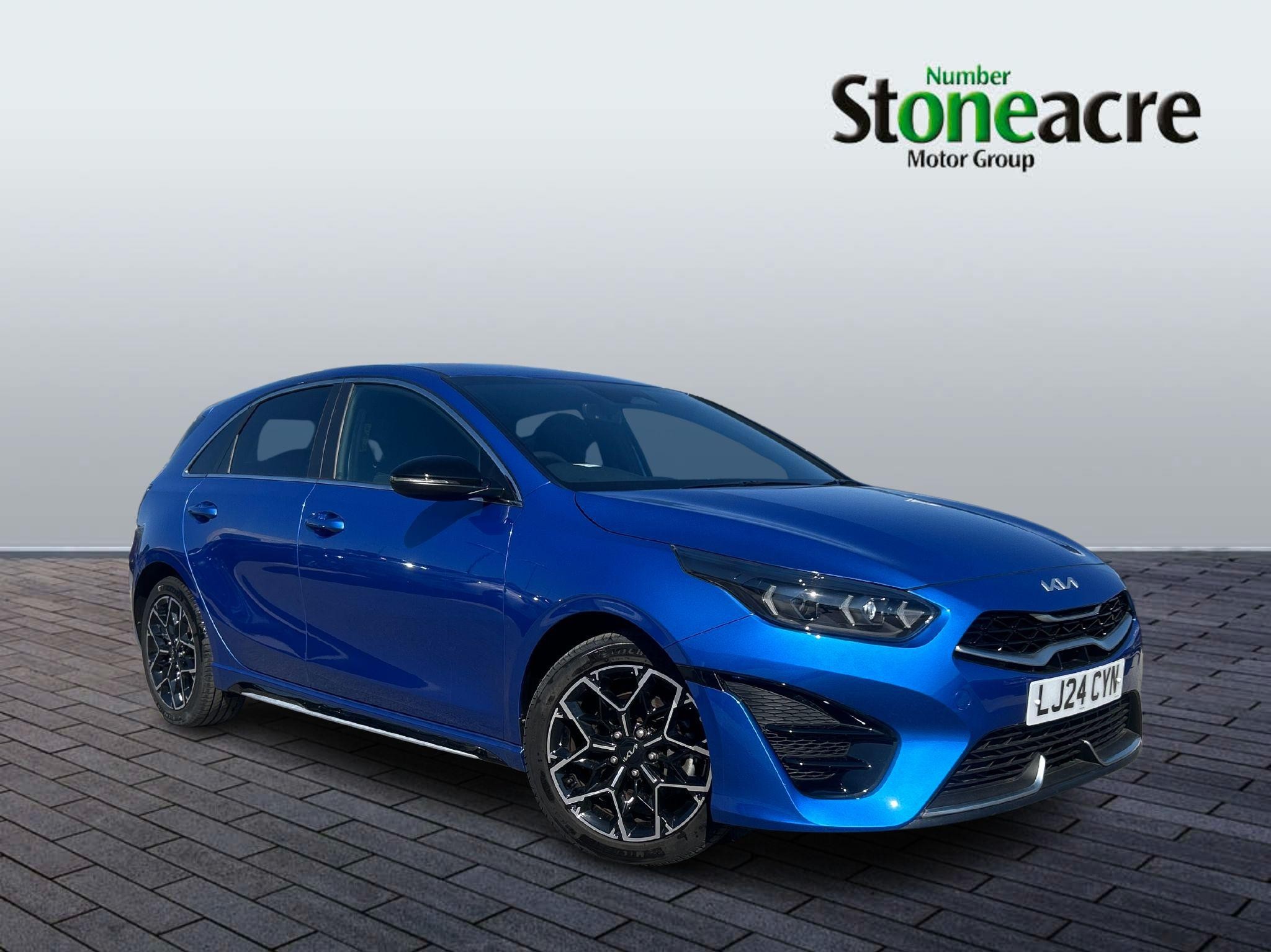 Main listing image - Kia Ceed