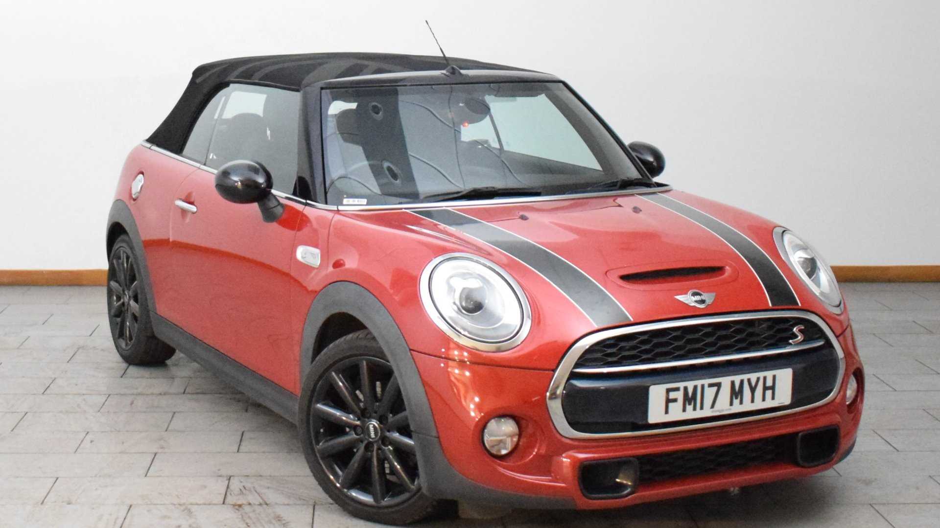 Main listing image - MINI Convertible