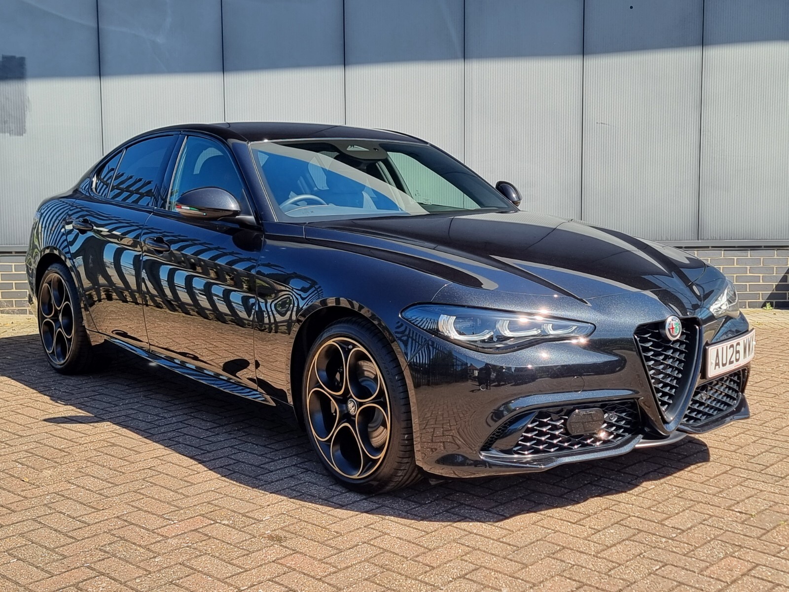 Main listing image - Alfa Romeo Giulia