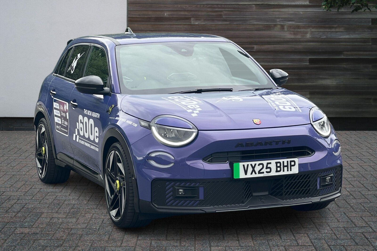 Main listing image - Abarth 600