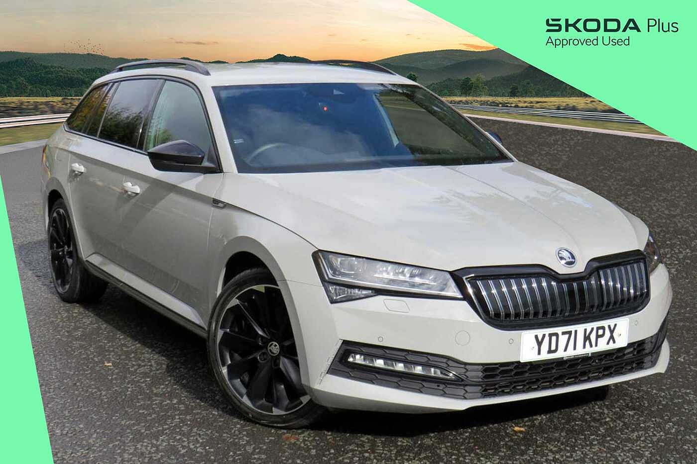 Main listing image - Skoda Superb Estate