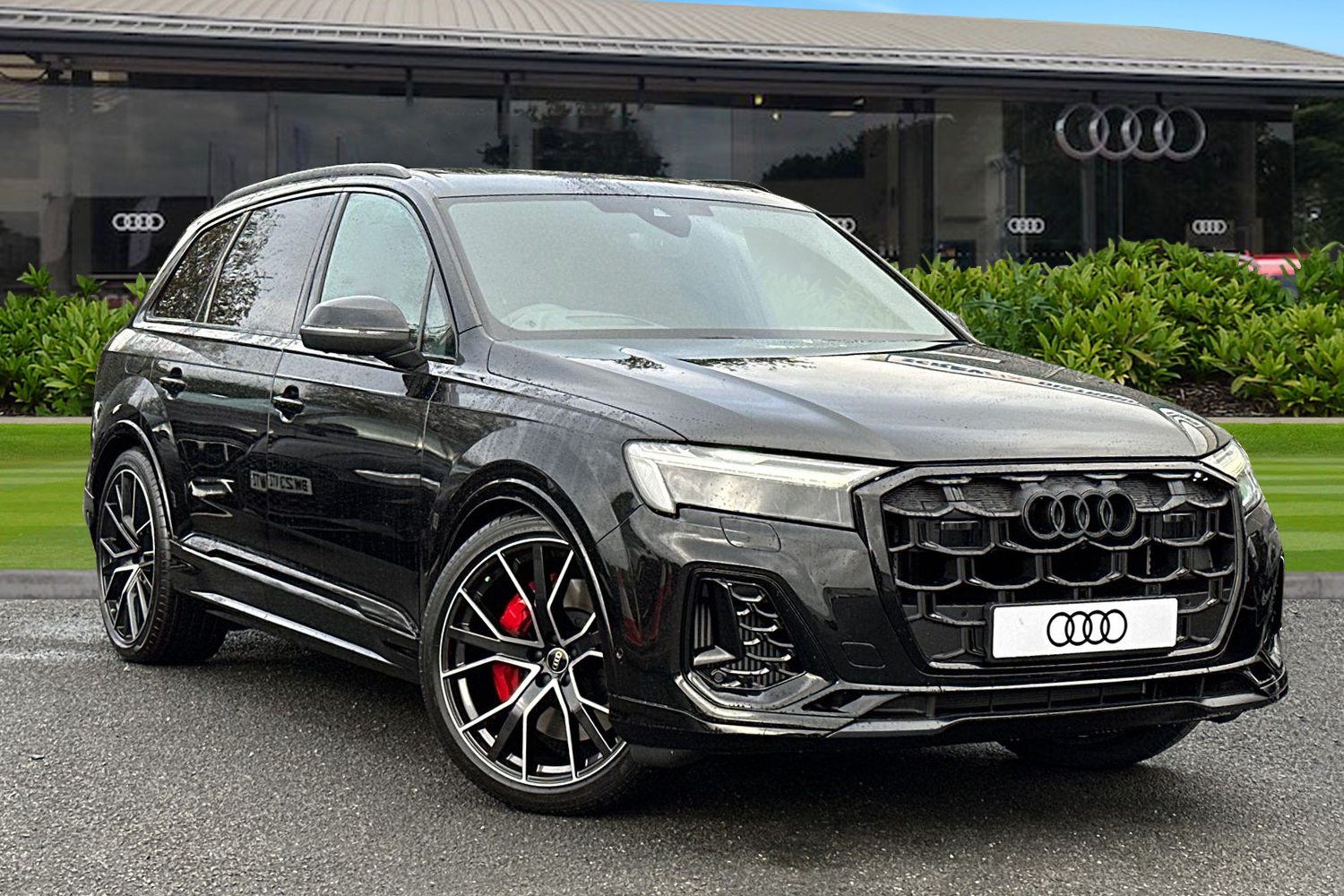 Main listing image - Audi SQ7