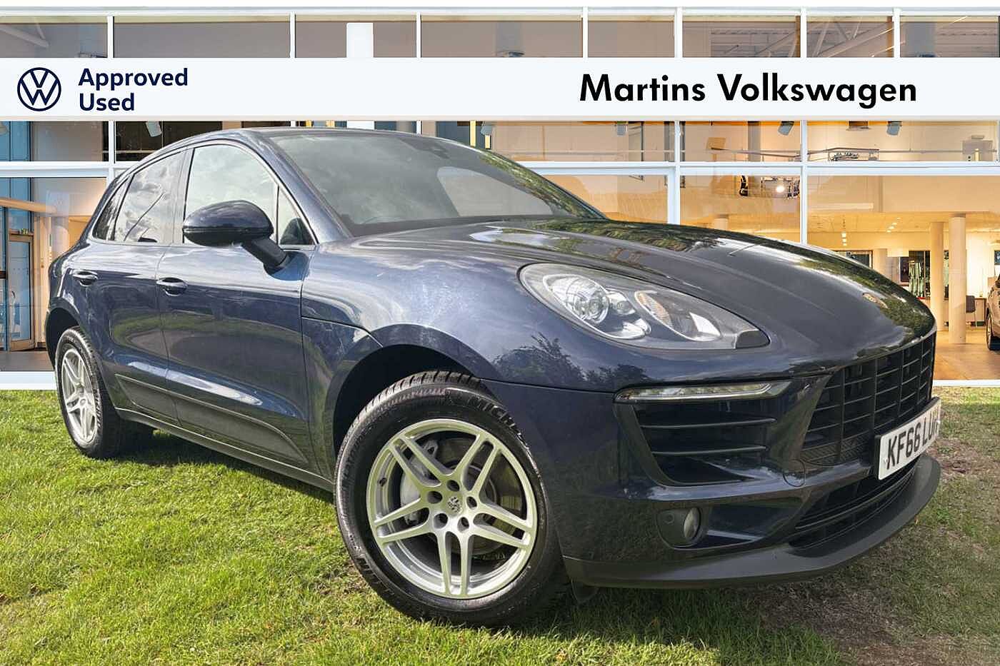 Main listing image - Porsche Macan