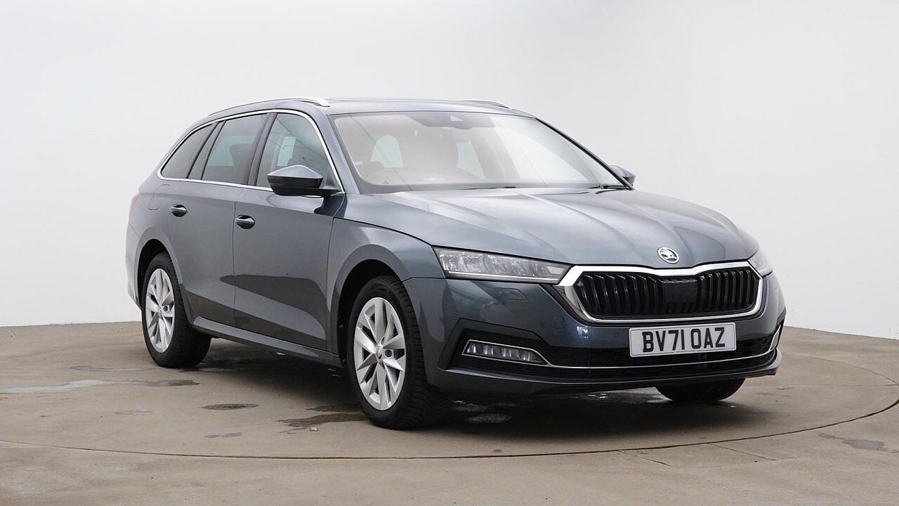 Main listing image - Skoda Octavia Estate