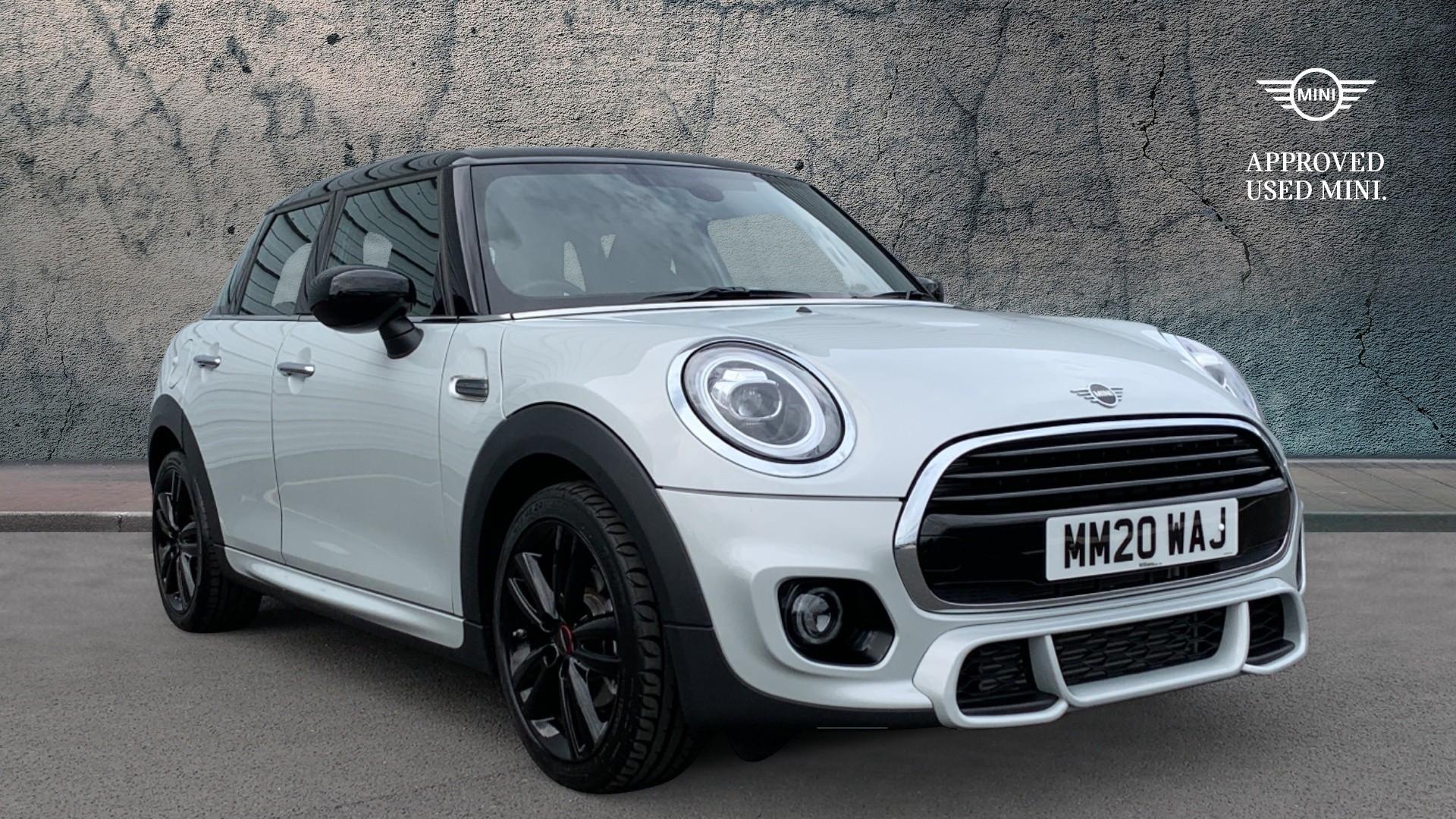 Main listing image - MINI Hatchback 5dr