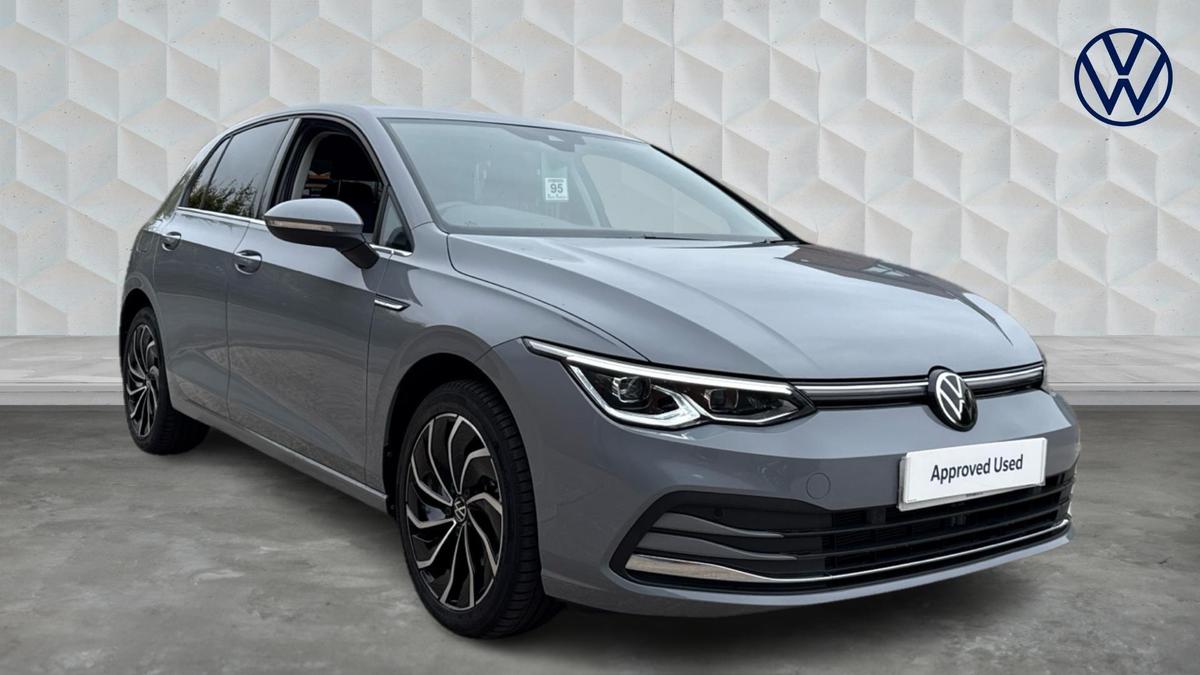 Main listing image - Volkswagen Golf