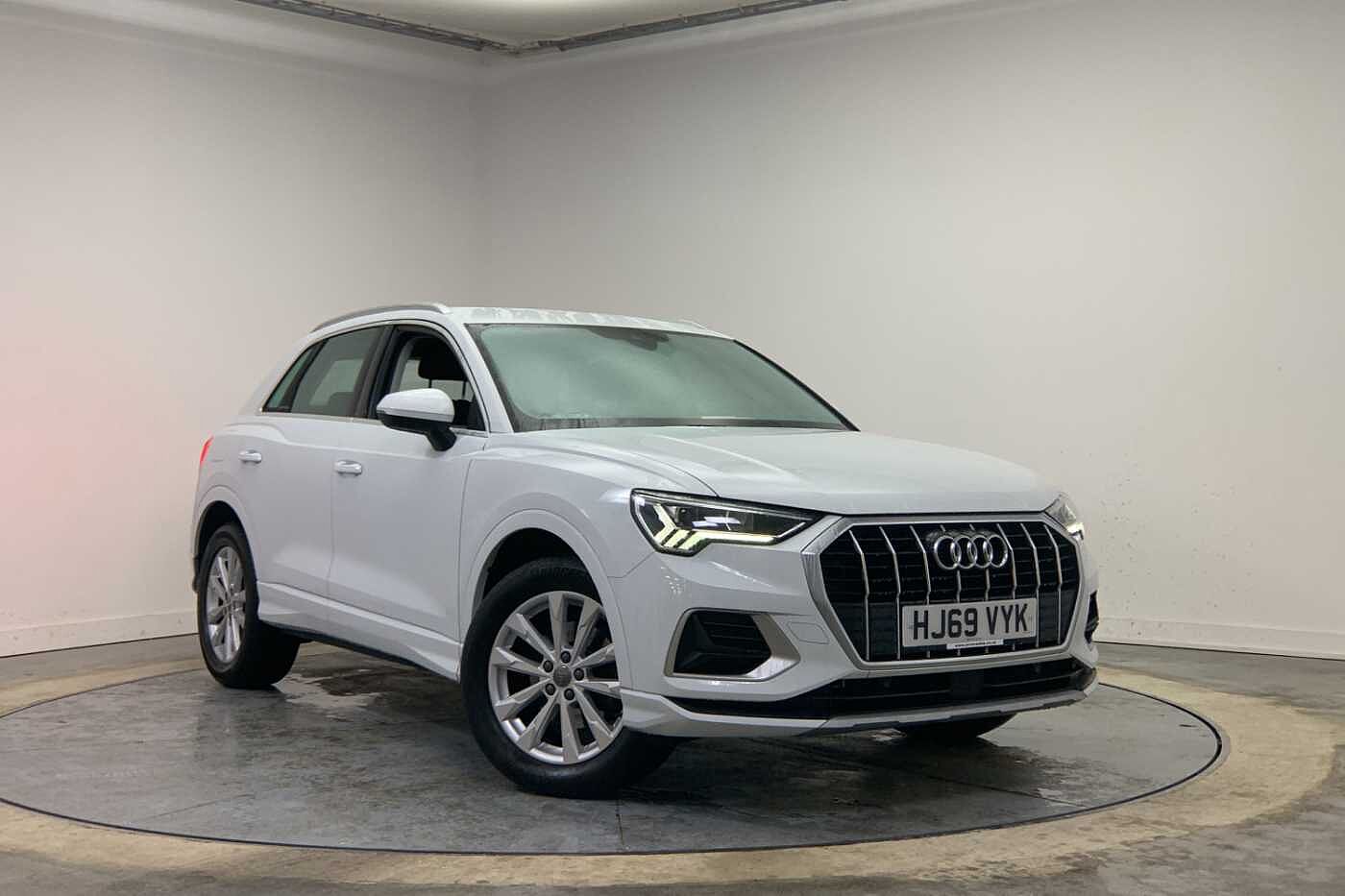 Main listing image - Audi Q3