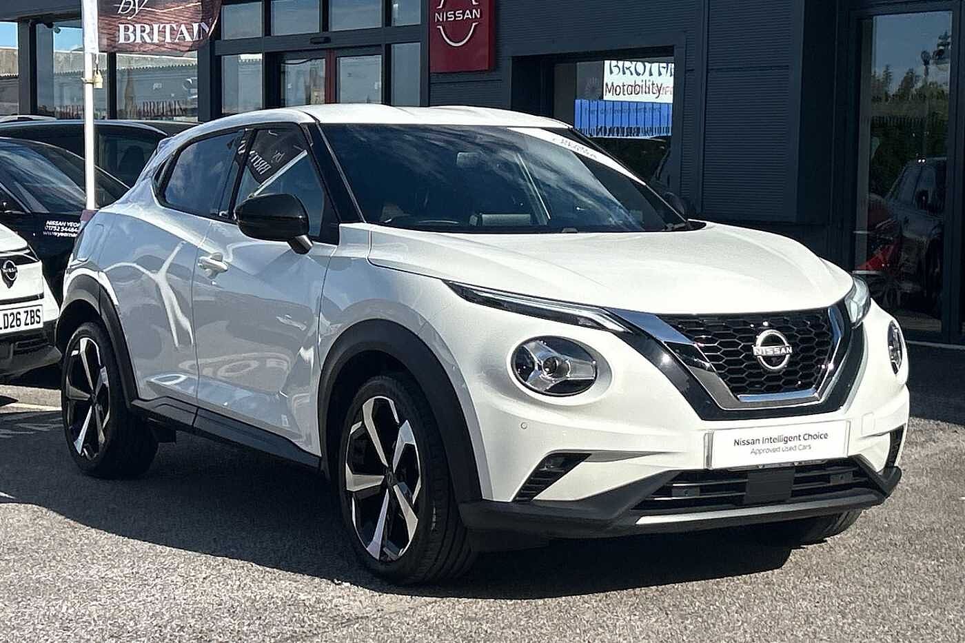 Main listing image - Nissan Juke