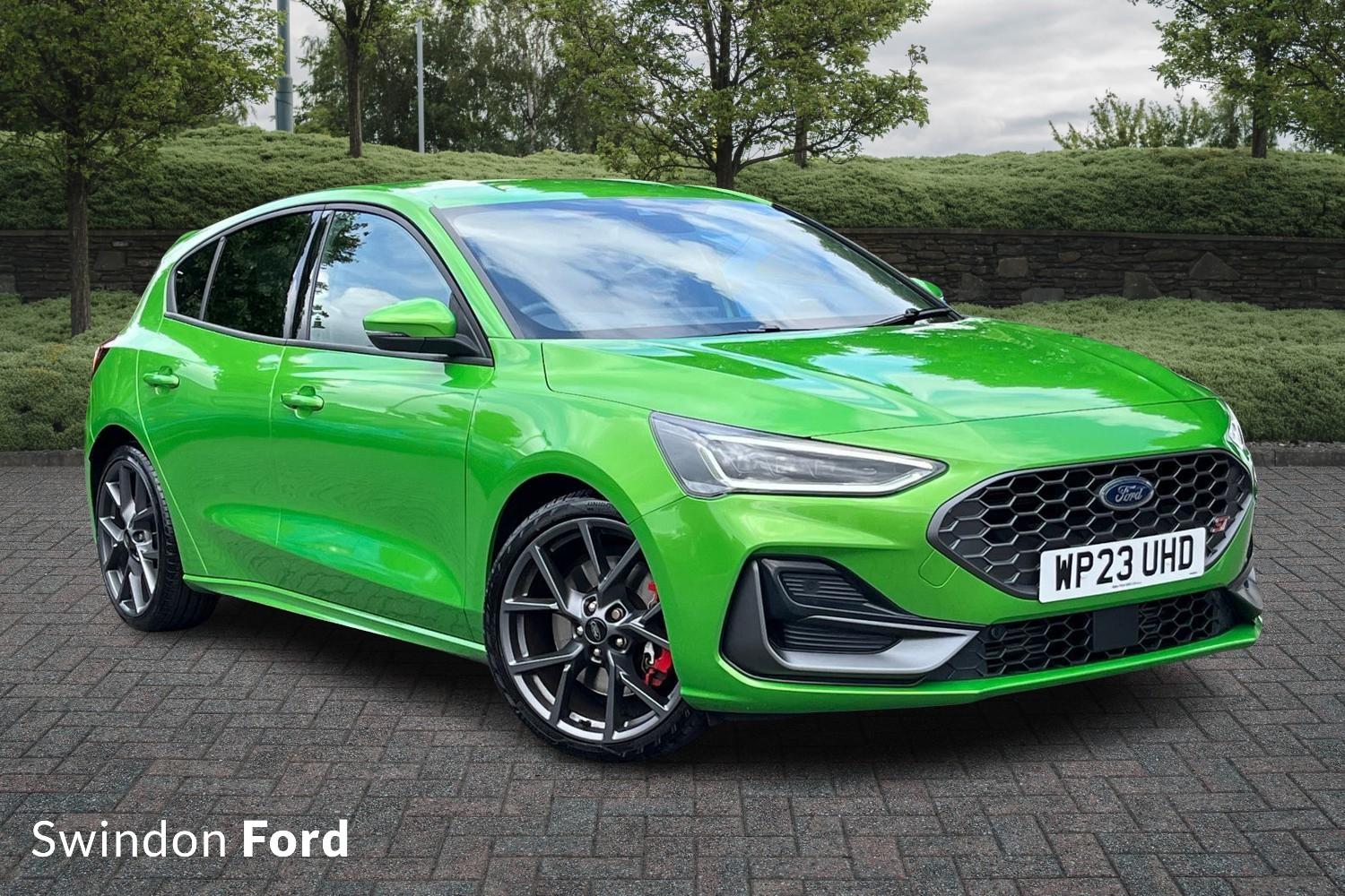 Main listing image - Ford Focus ST