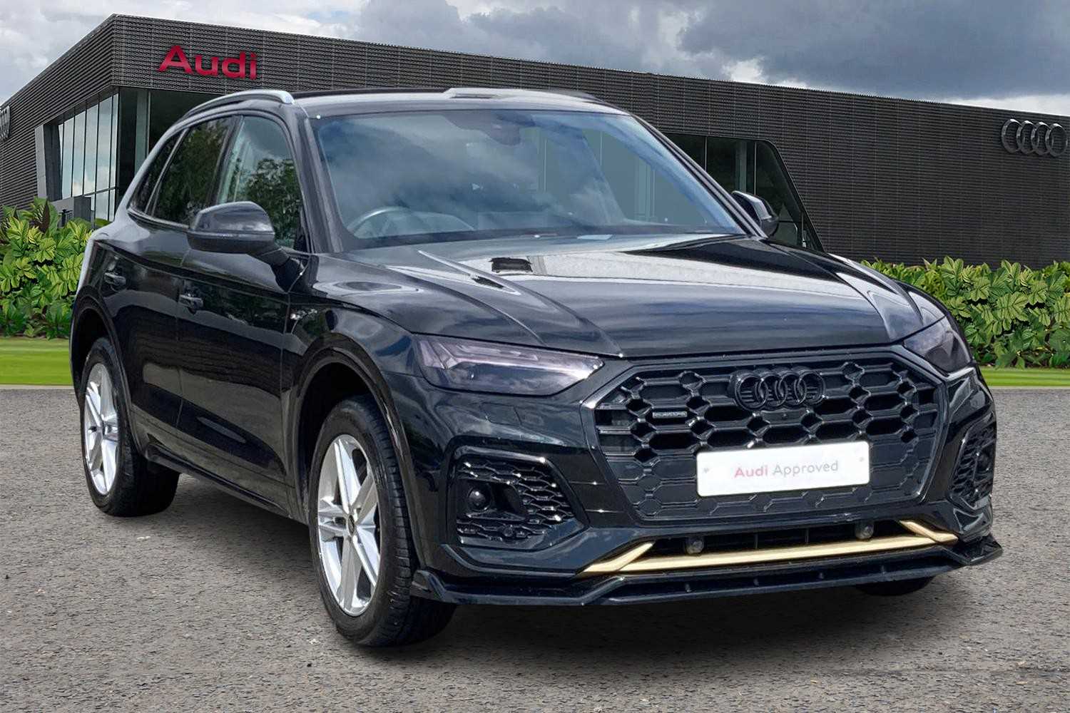 Main listing image - Audi Q5