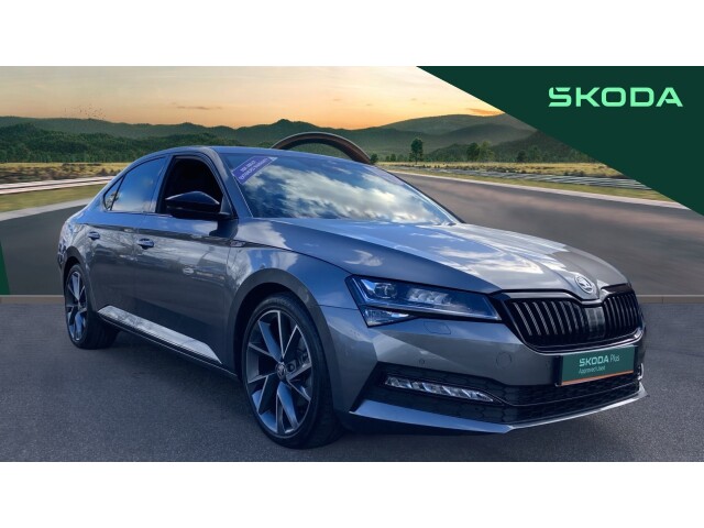 Main listing image - Skoda Superb