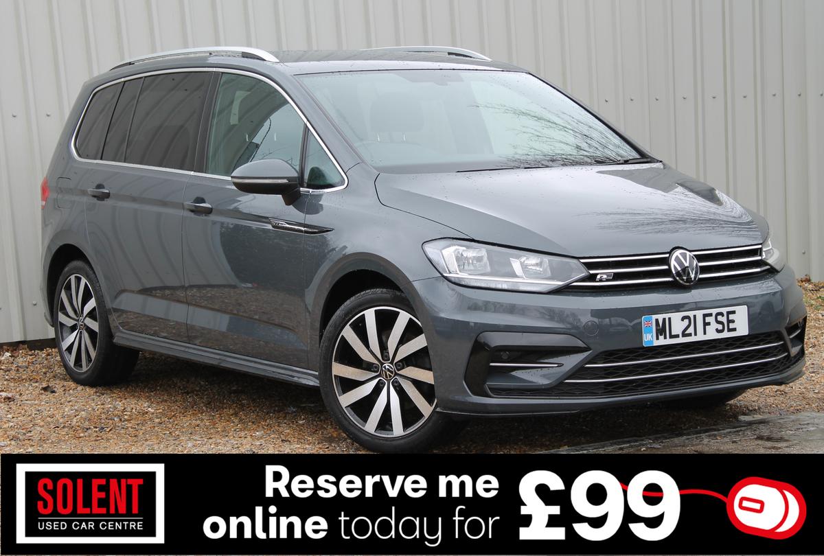 Main listing image - Volkswagen Touran