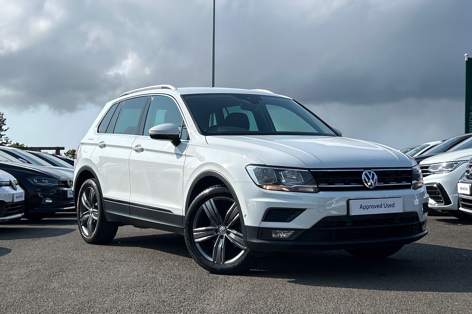 Main listing image - Volkswagen Tiguan