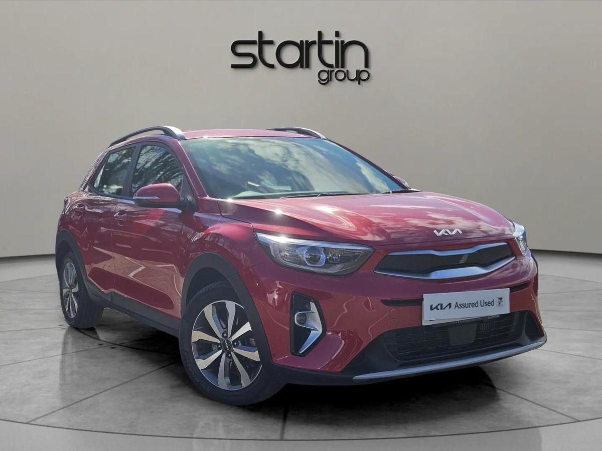 Main listing image - Kia Stonic