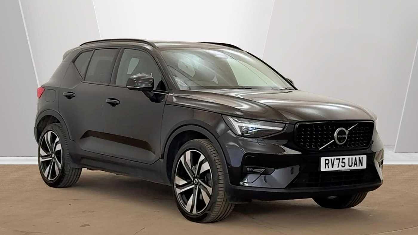 Main listing image - Volvo XC40