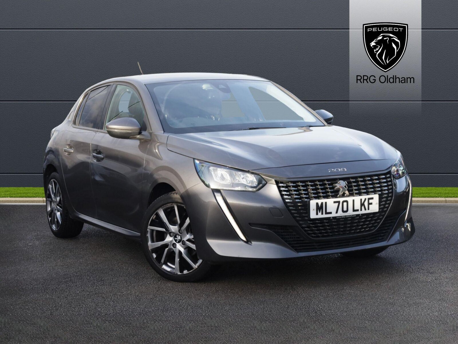 Main listing image - Peugeot 208