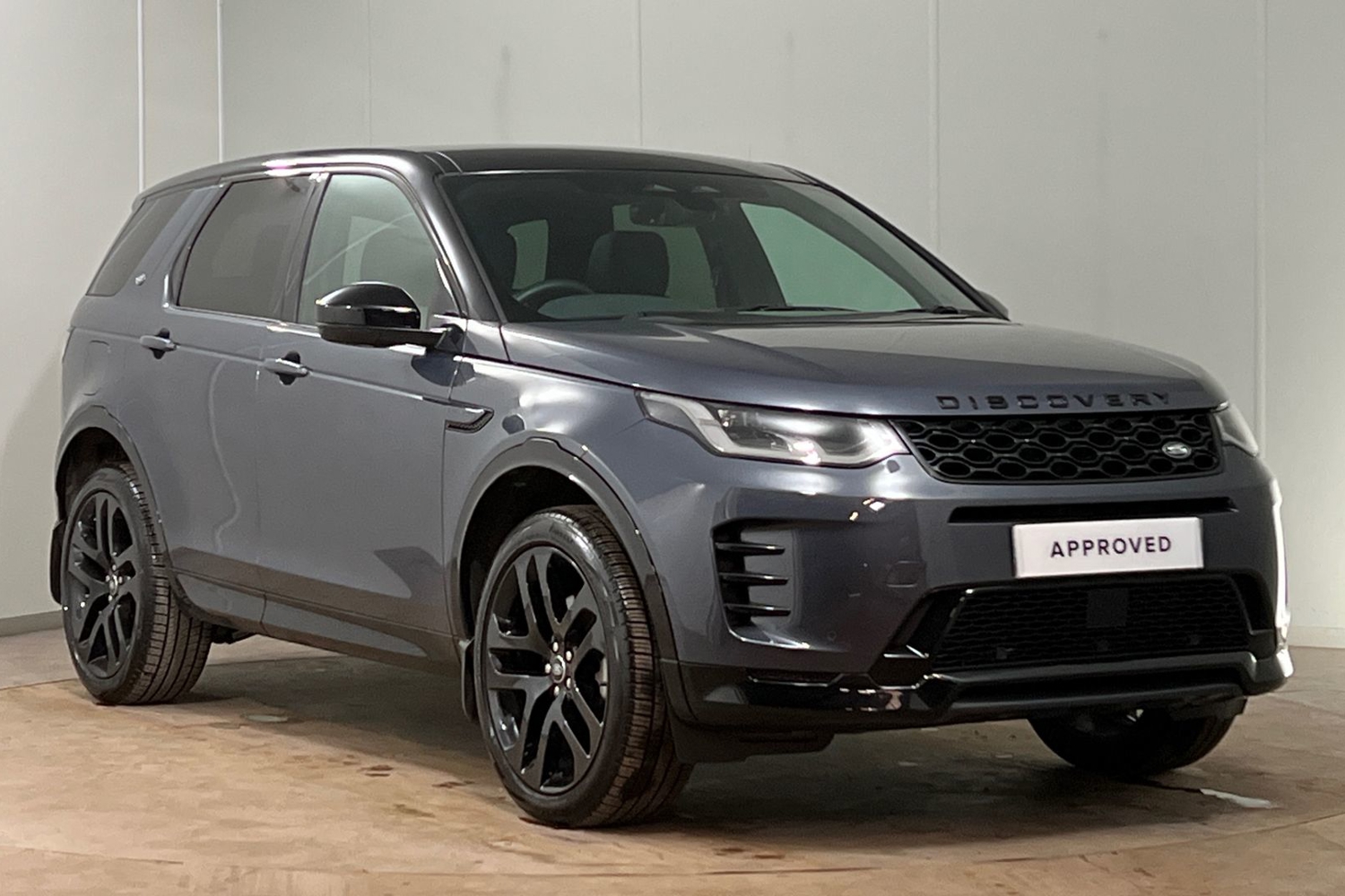 Main listing image - Land Rover Discovery Sport