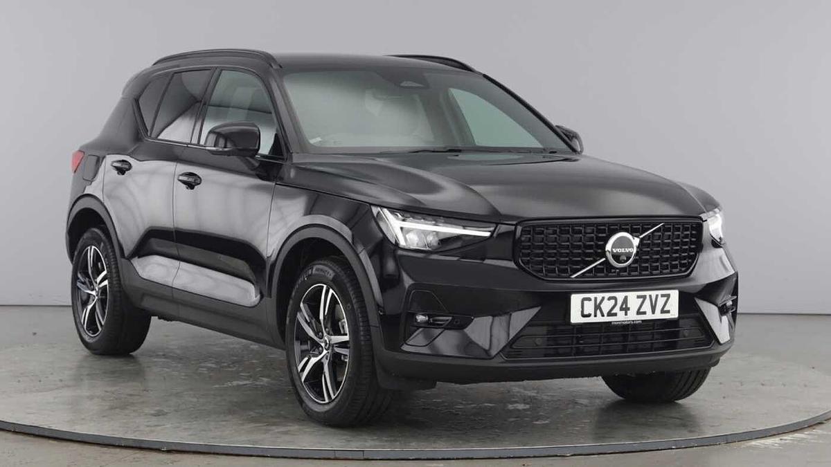 Main listing image - Volvo XC40