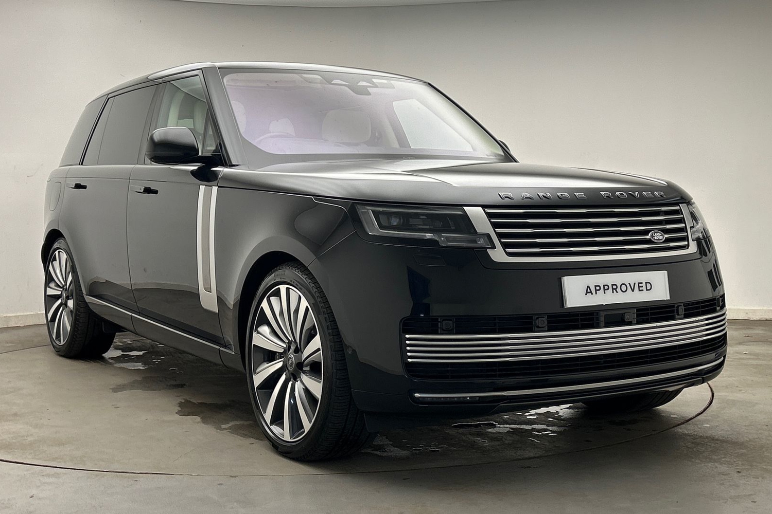 Main listing image - Land Rover Range Rover