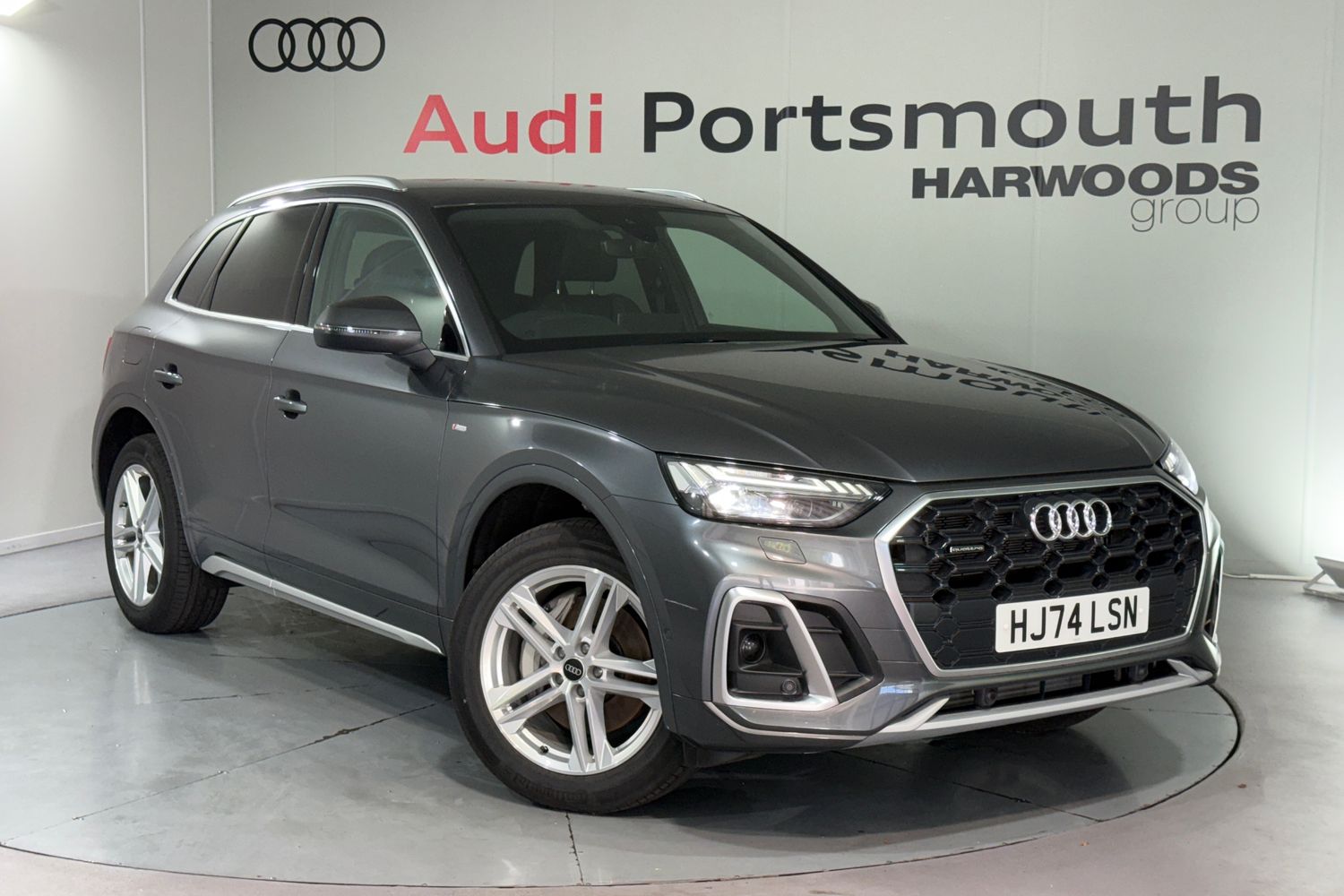 Main listing image - Audi Q5
