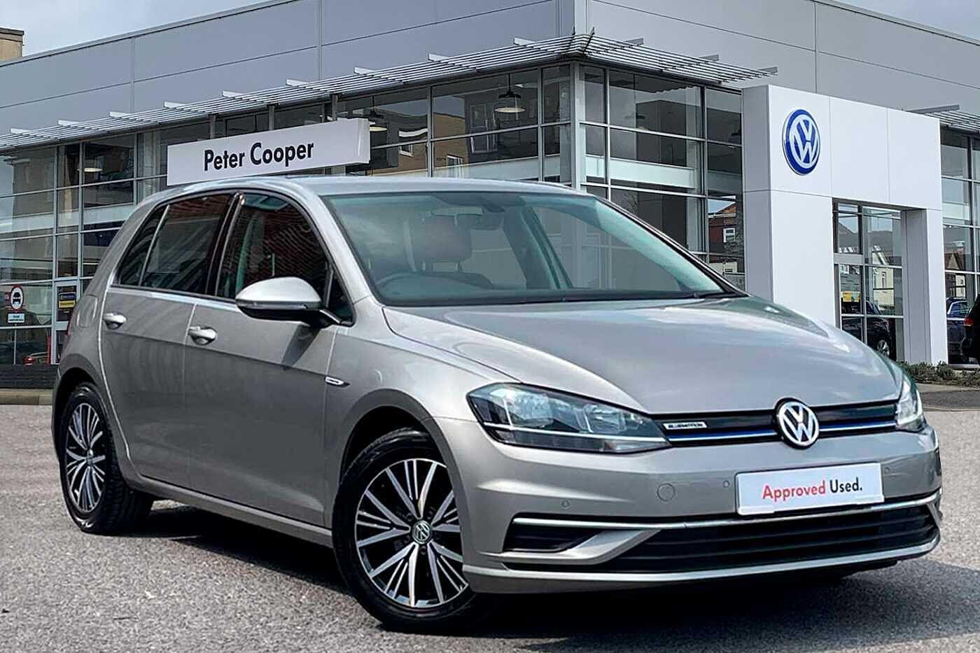 Main listing image - Volkswagen Golf