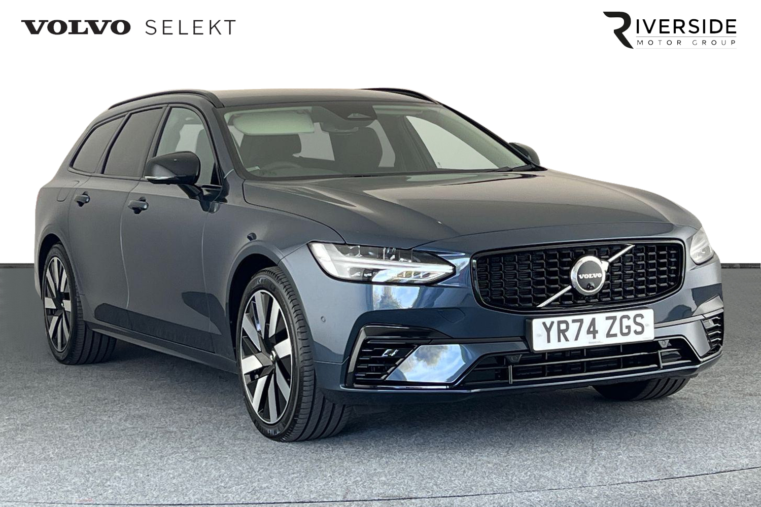Main listing image - Volvo V90