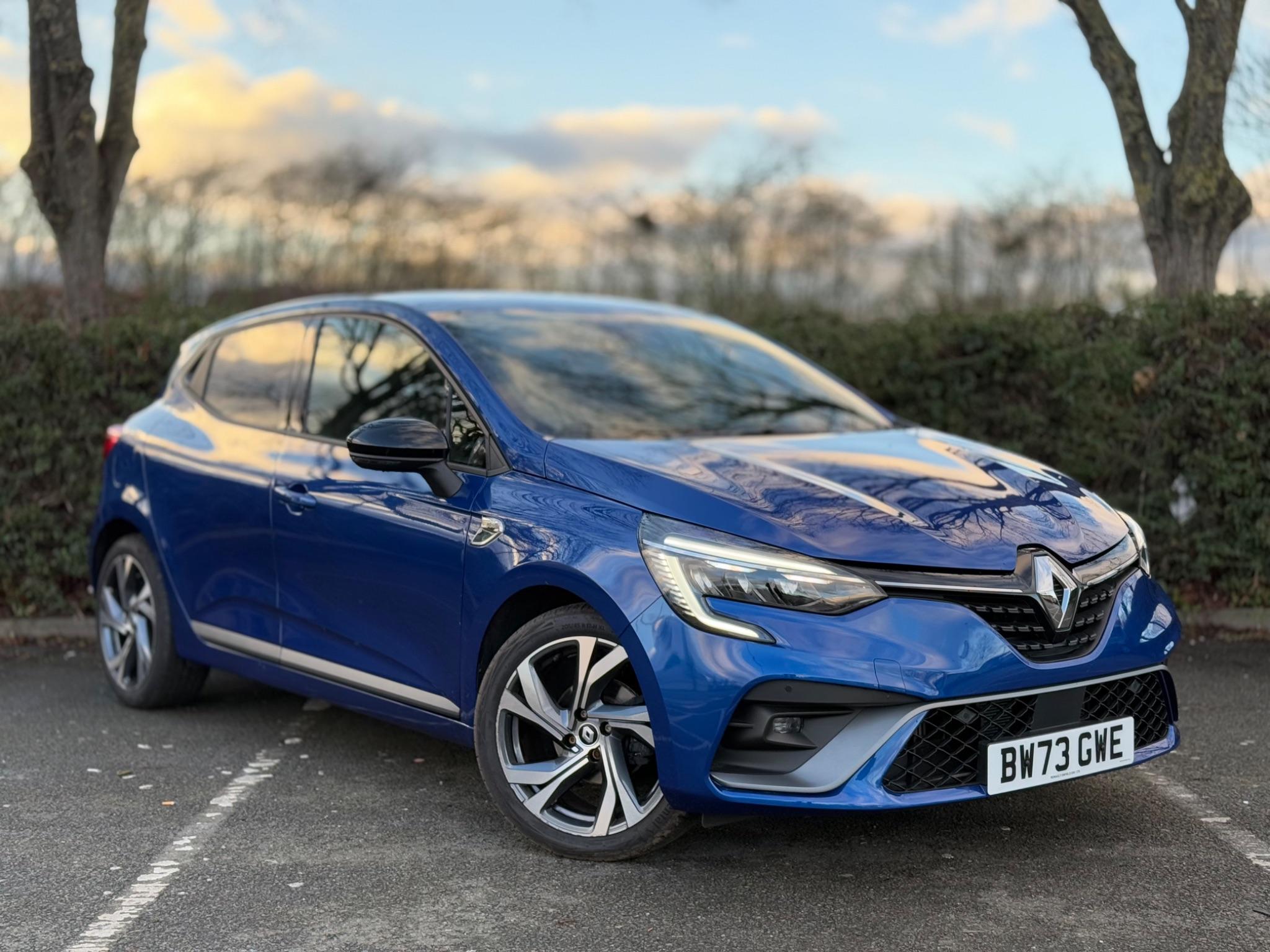 Main listing image - Renault Clio