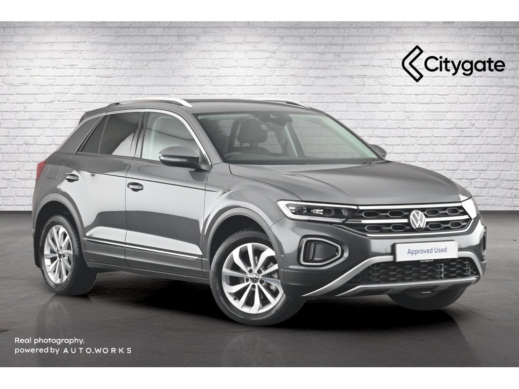 Main listing image - Volkswagen T-Roc