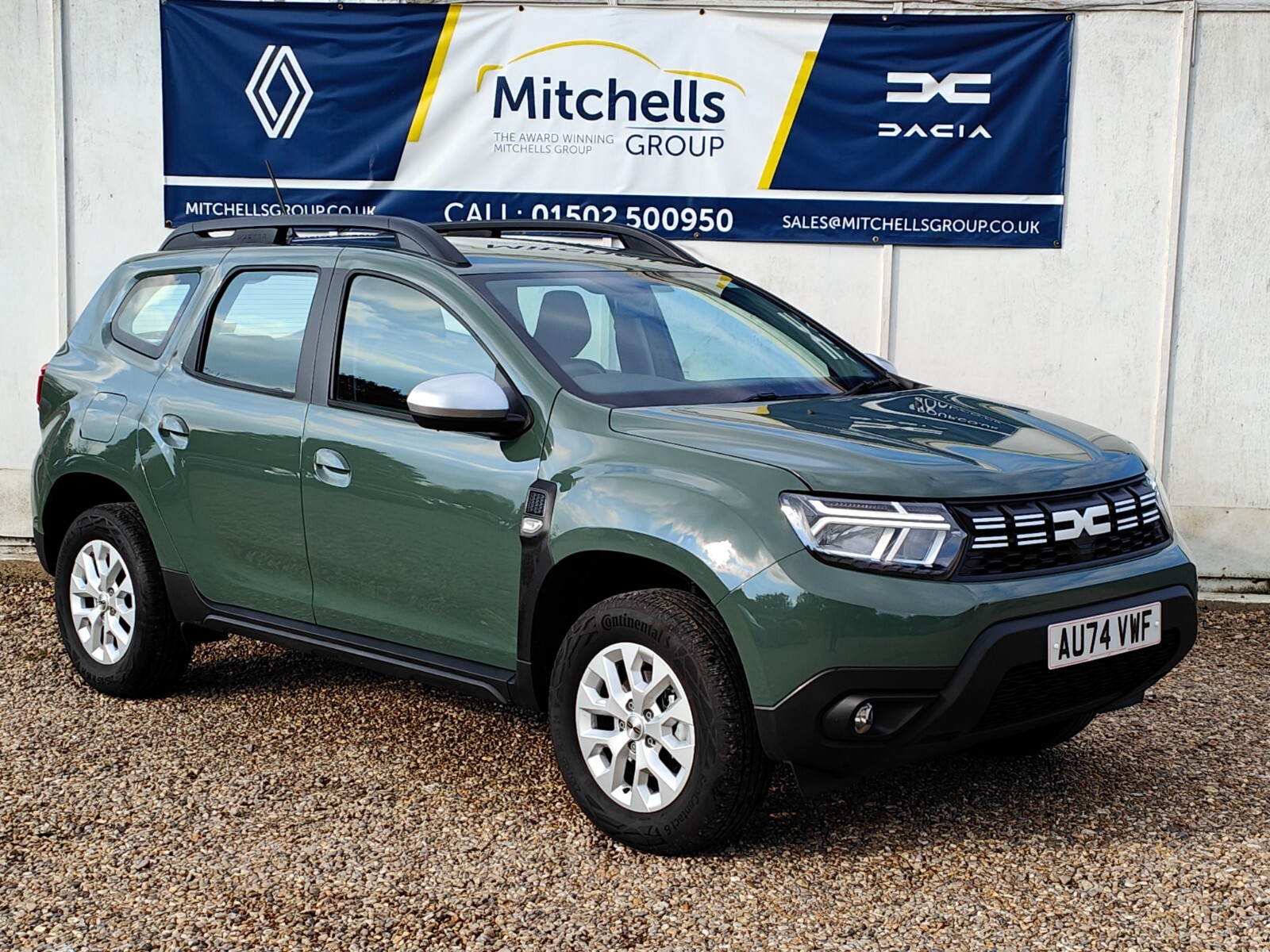 Main listing image - Dacia Duster