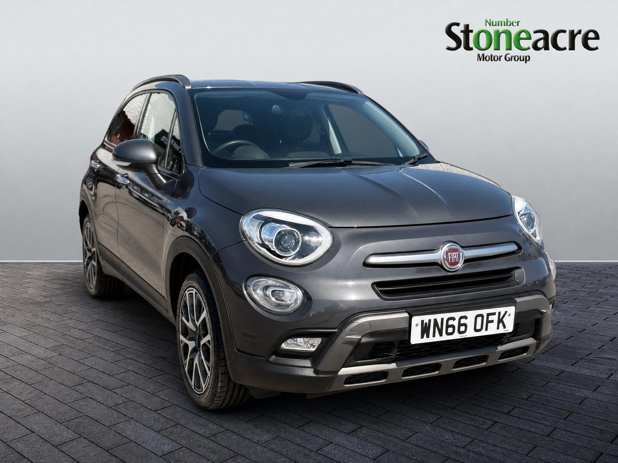 Main listing image - Fiat 500X