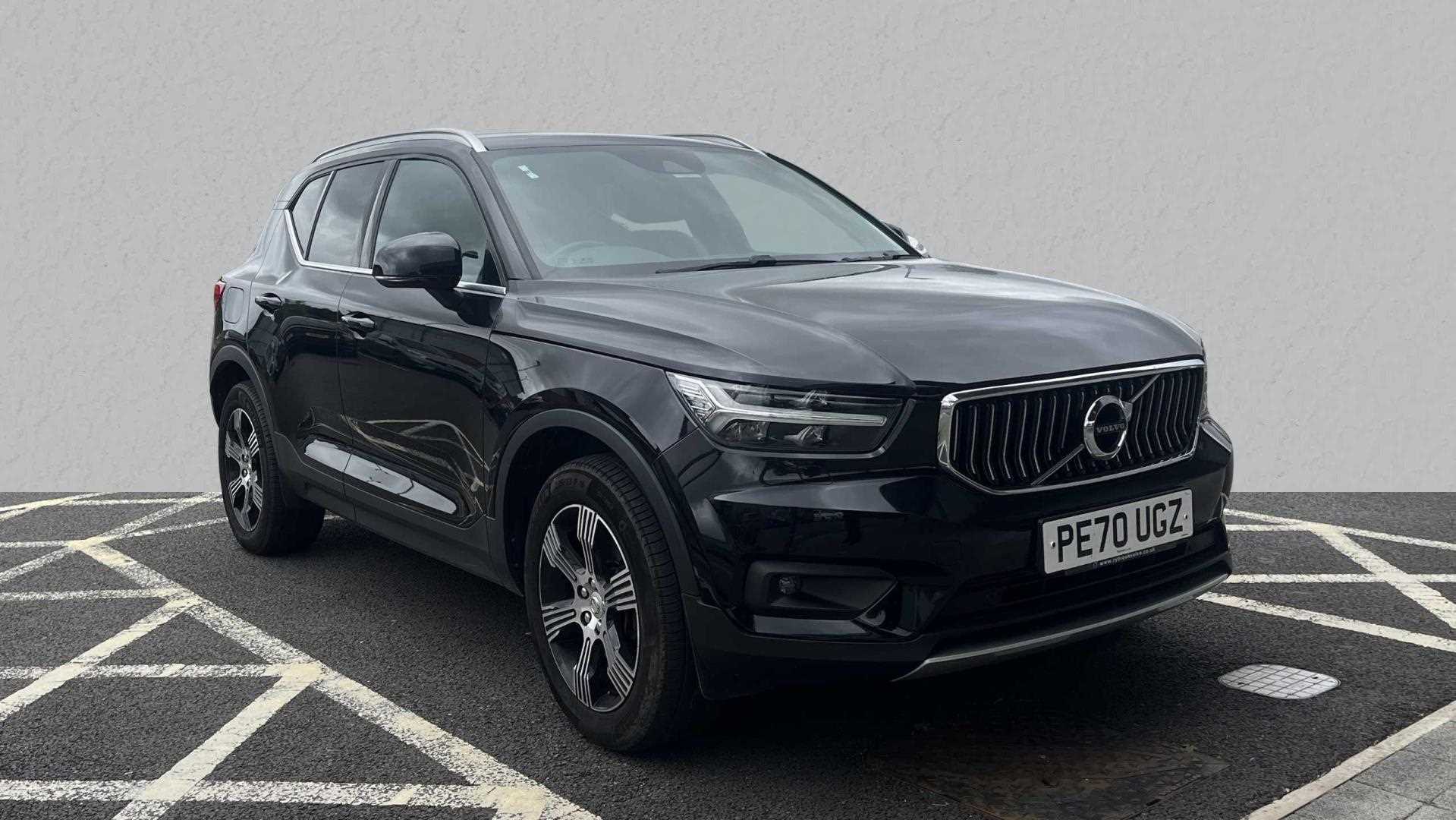 Main listing image - Volvo XC40