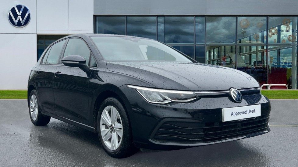 Main listing image - Volkswagen Golf
