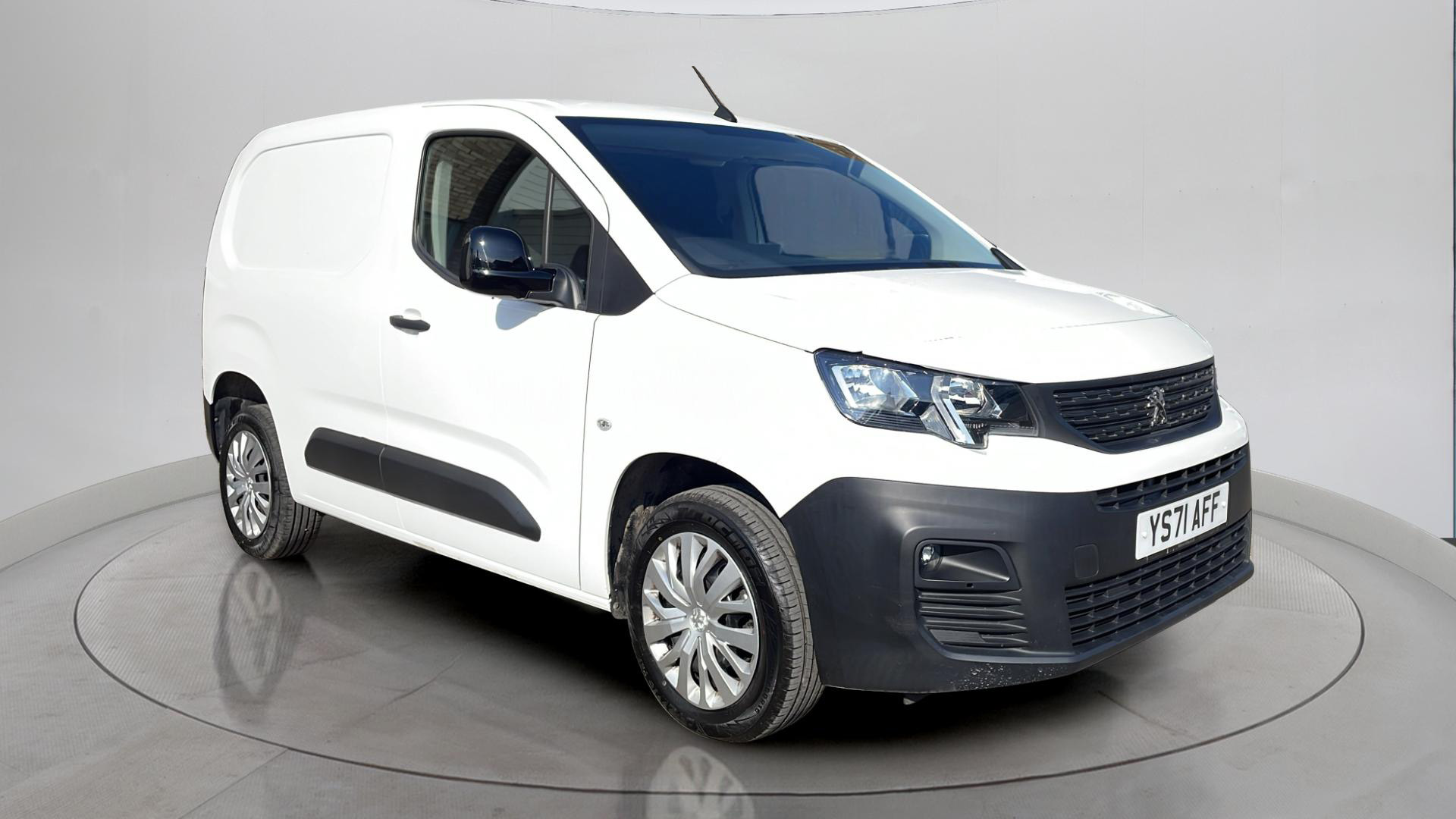 Main listing image - Peugeot Partner