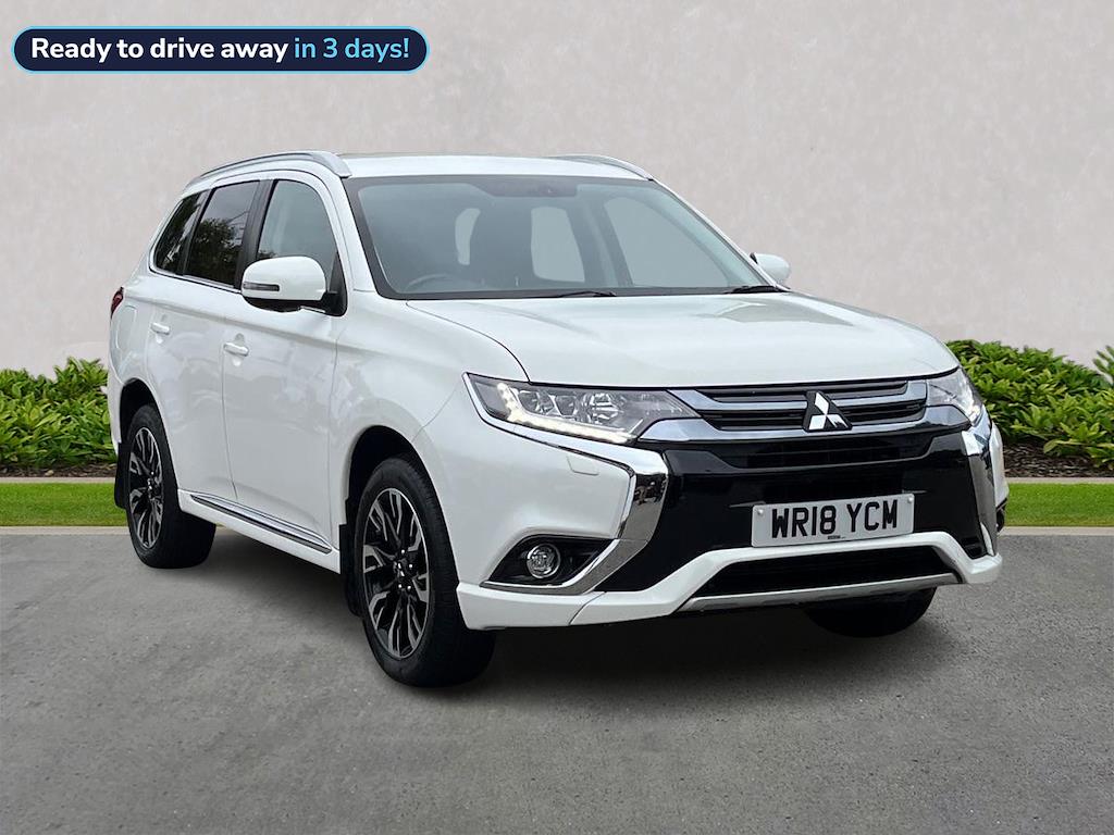 Main listing image - Mitsubishi Outlander