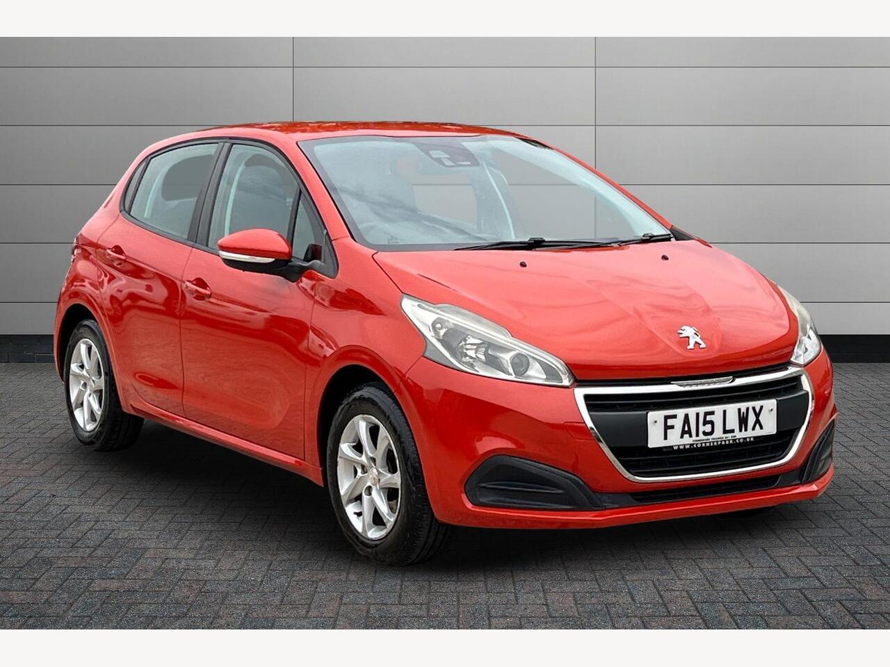 Main listing image - Peugeot 208