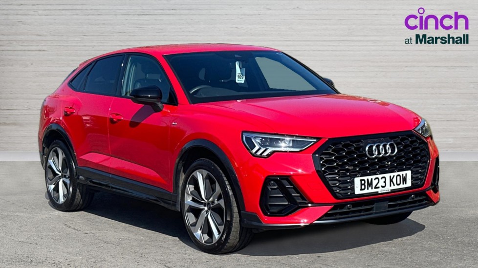 Main listing image - Audi Q3