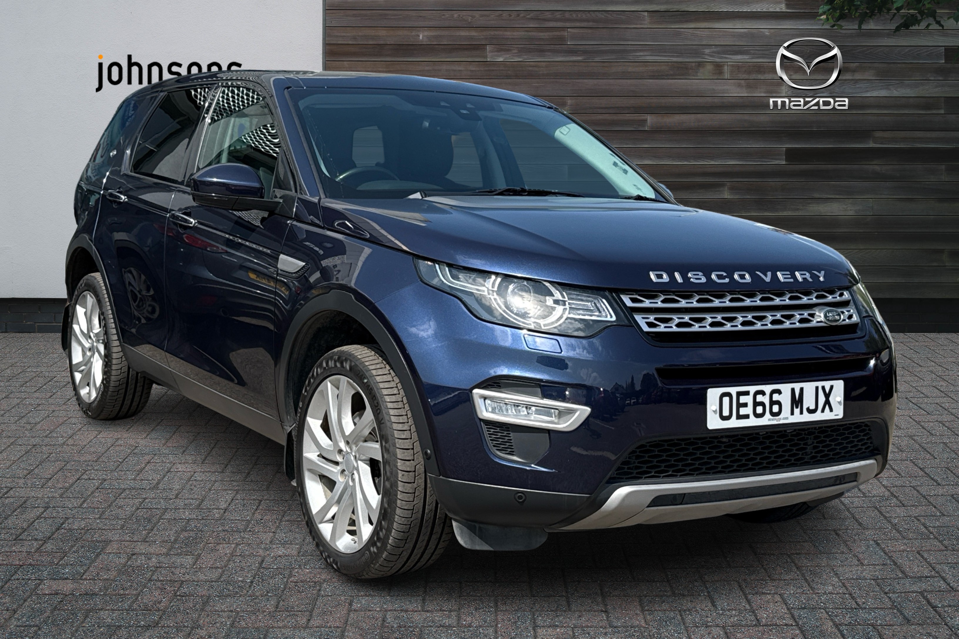 Main listing image - Land Rover Discovery Sport