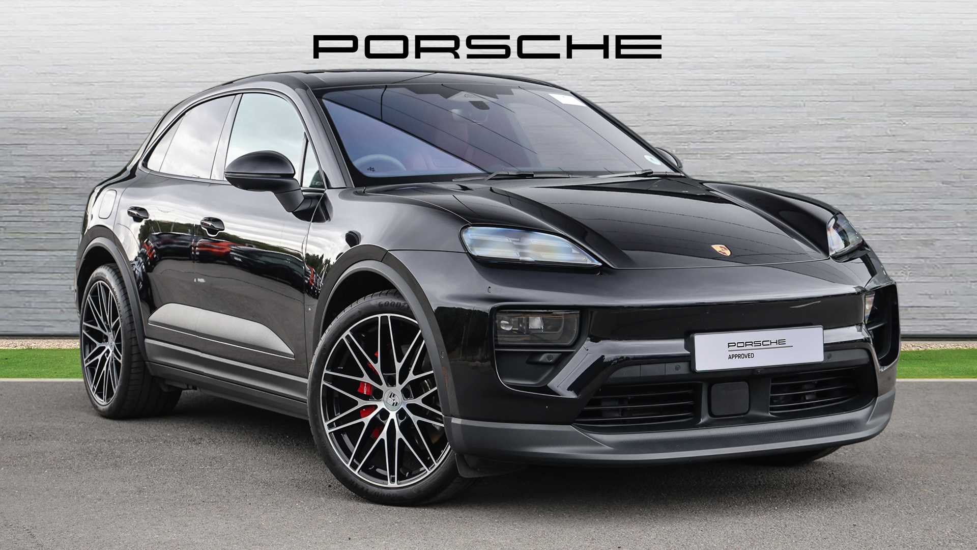 Main listing image - Porsche Macan