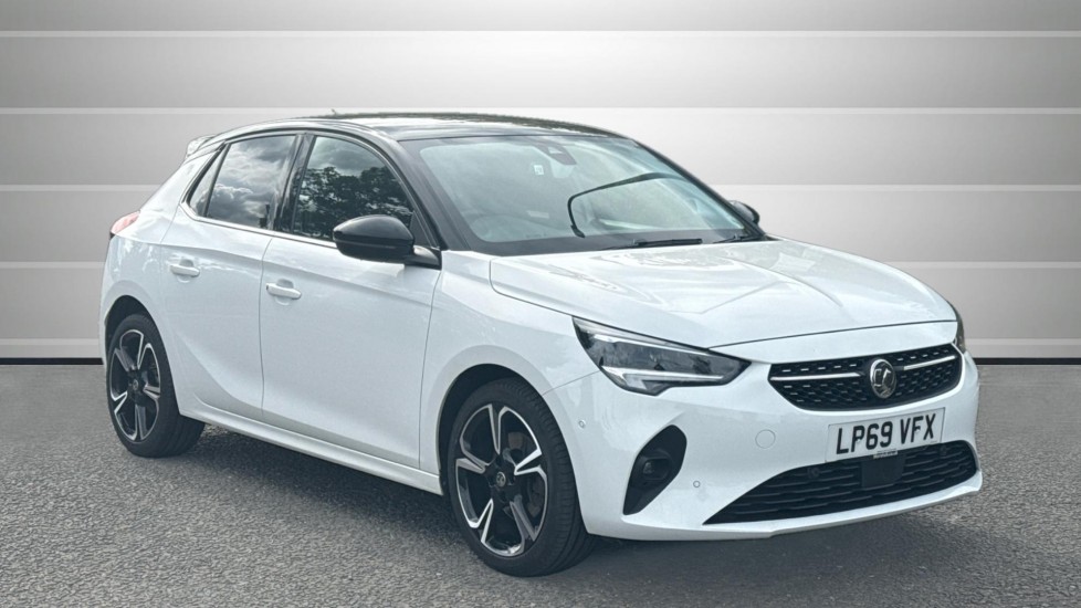 Main listing image - Vauxhall Corsa