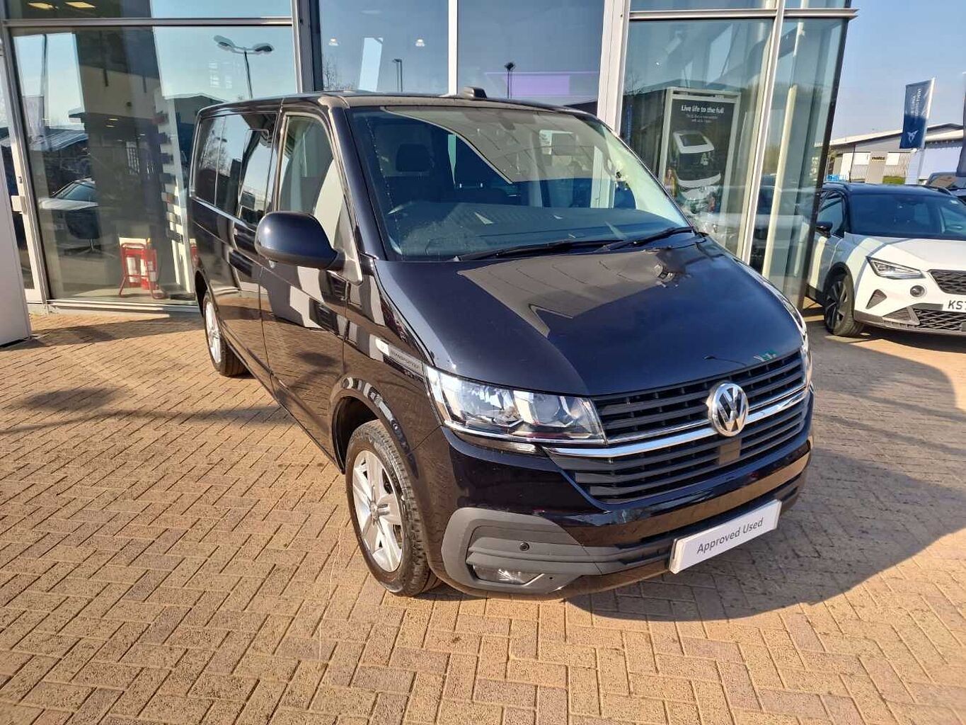 Main listing image - Volkswagen Transporter