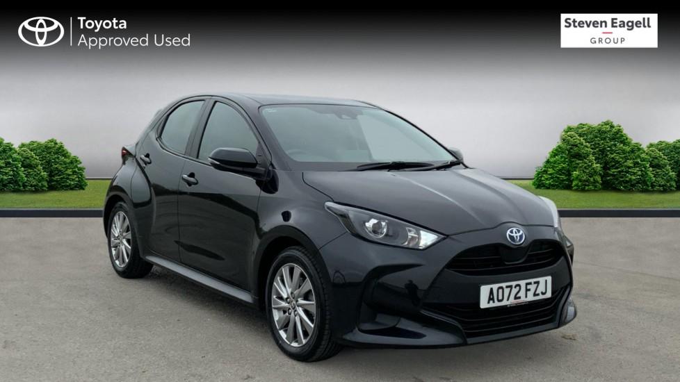 Main listing image - Toyota Yaris