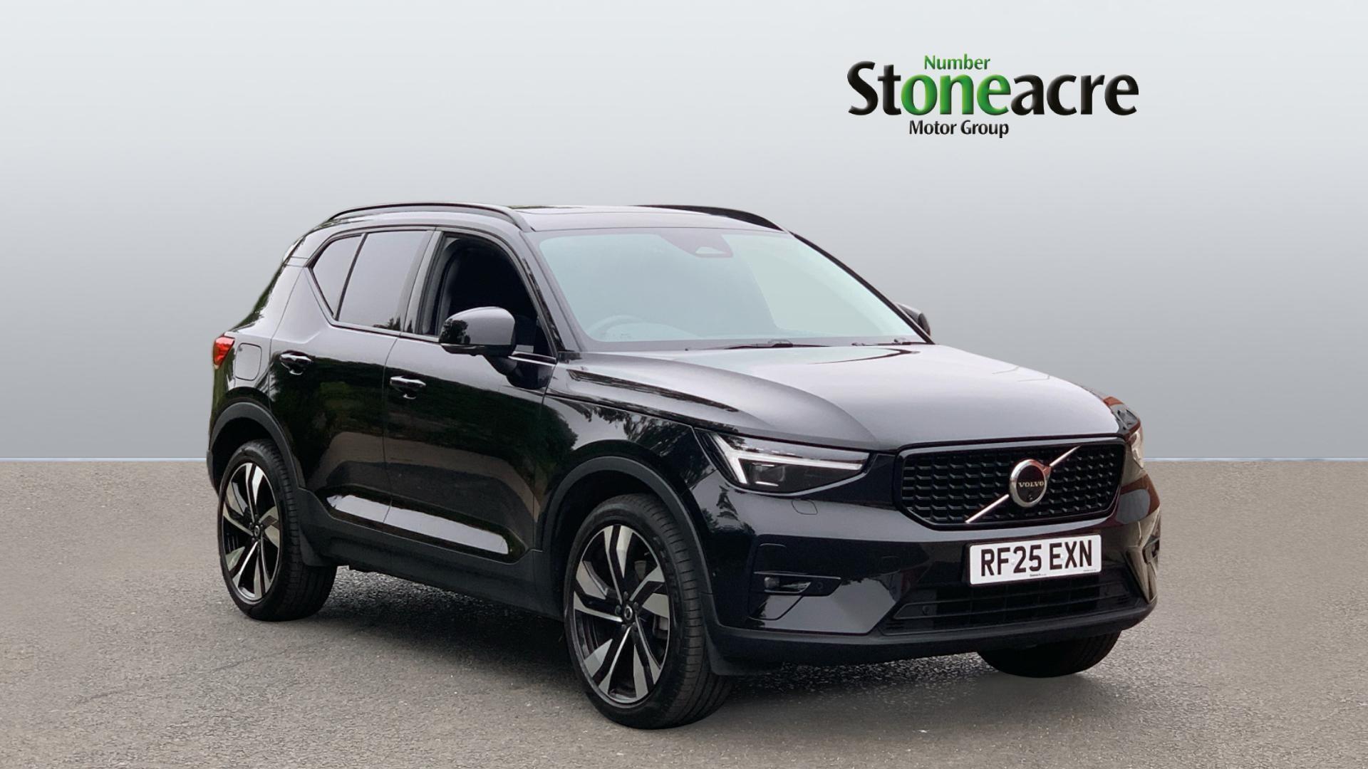 Main listing image - Volvo XC40