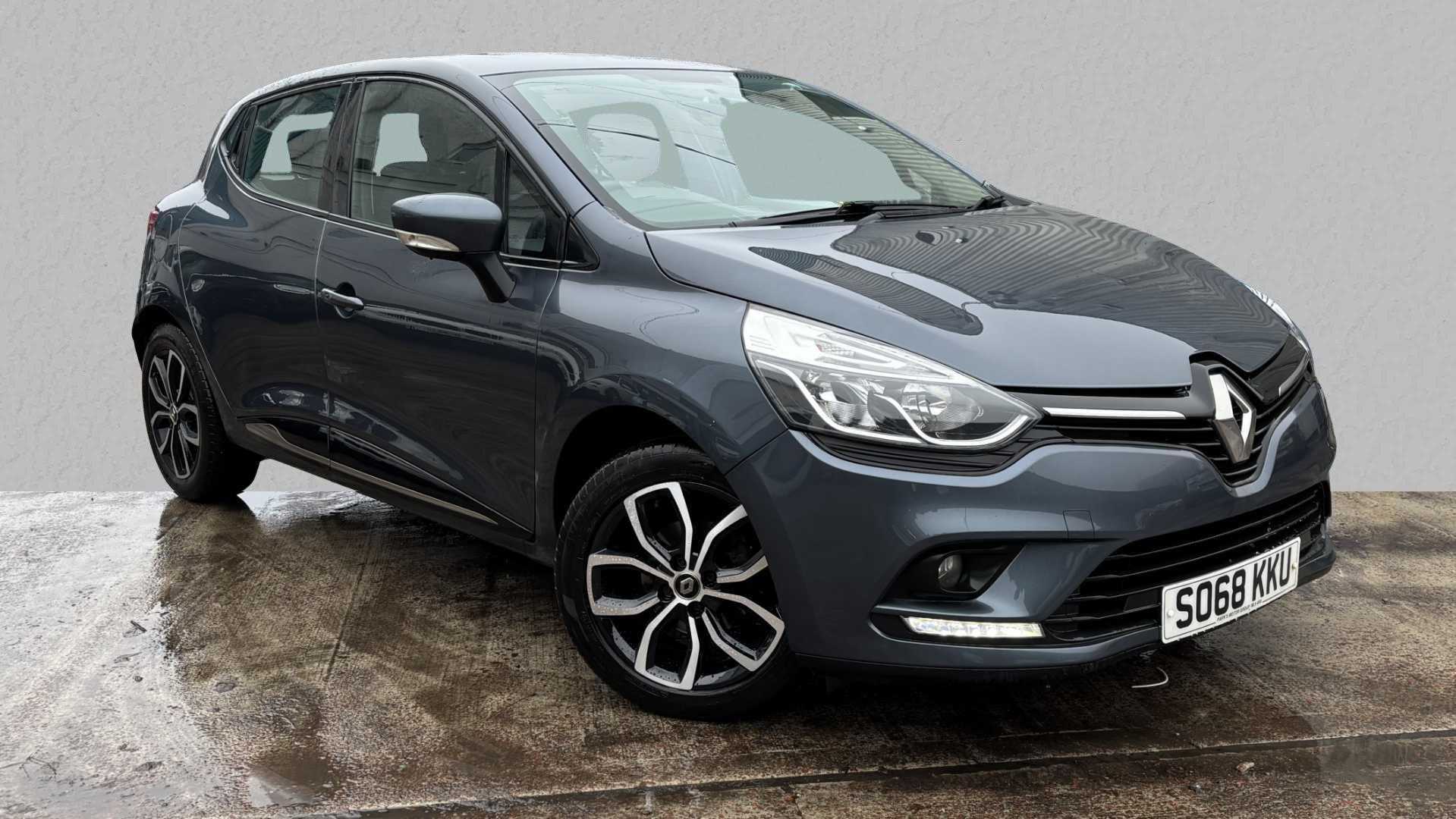 Main listing image - Renault Clio