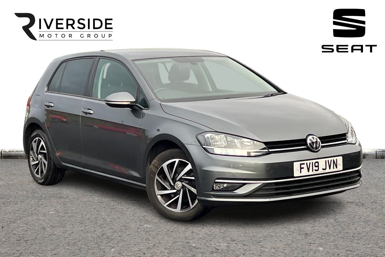 Main listing image - Volkswagen Golf