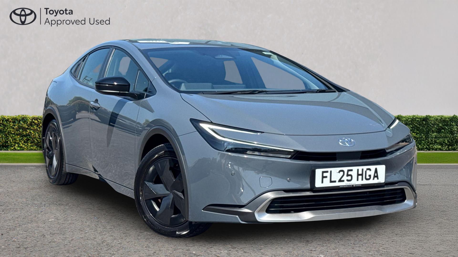 Main listing image - Toyota Prius