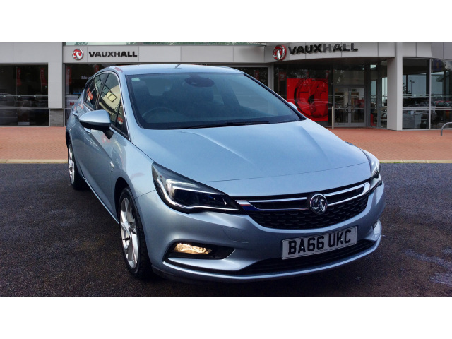 Main listing image - Vauxhall Astra