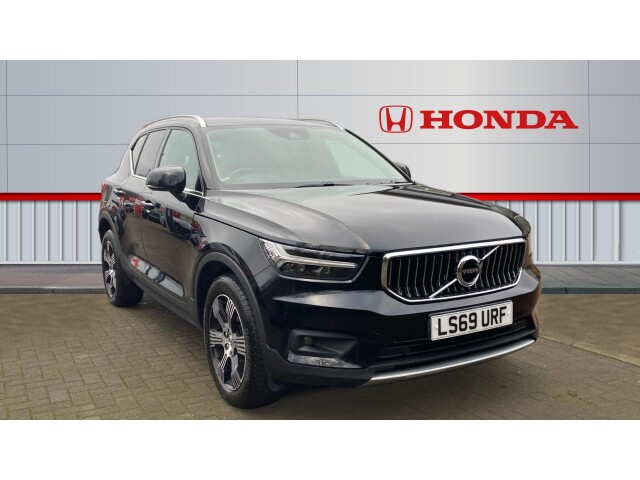 Main listing image - Volvo XC40