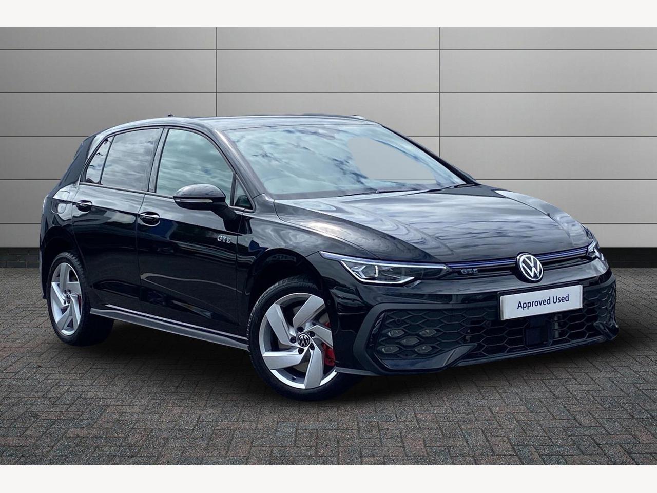 Main listing image - Volkswagen Golf GTE