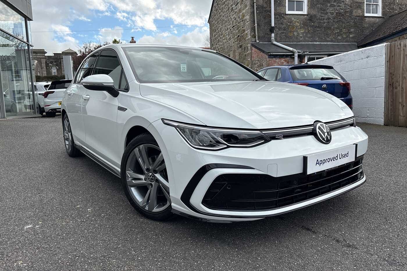 Main listing image - Volkswagen Golf