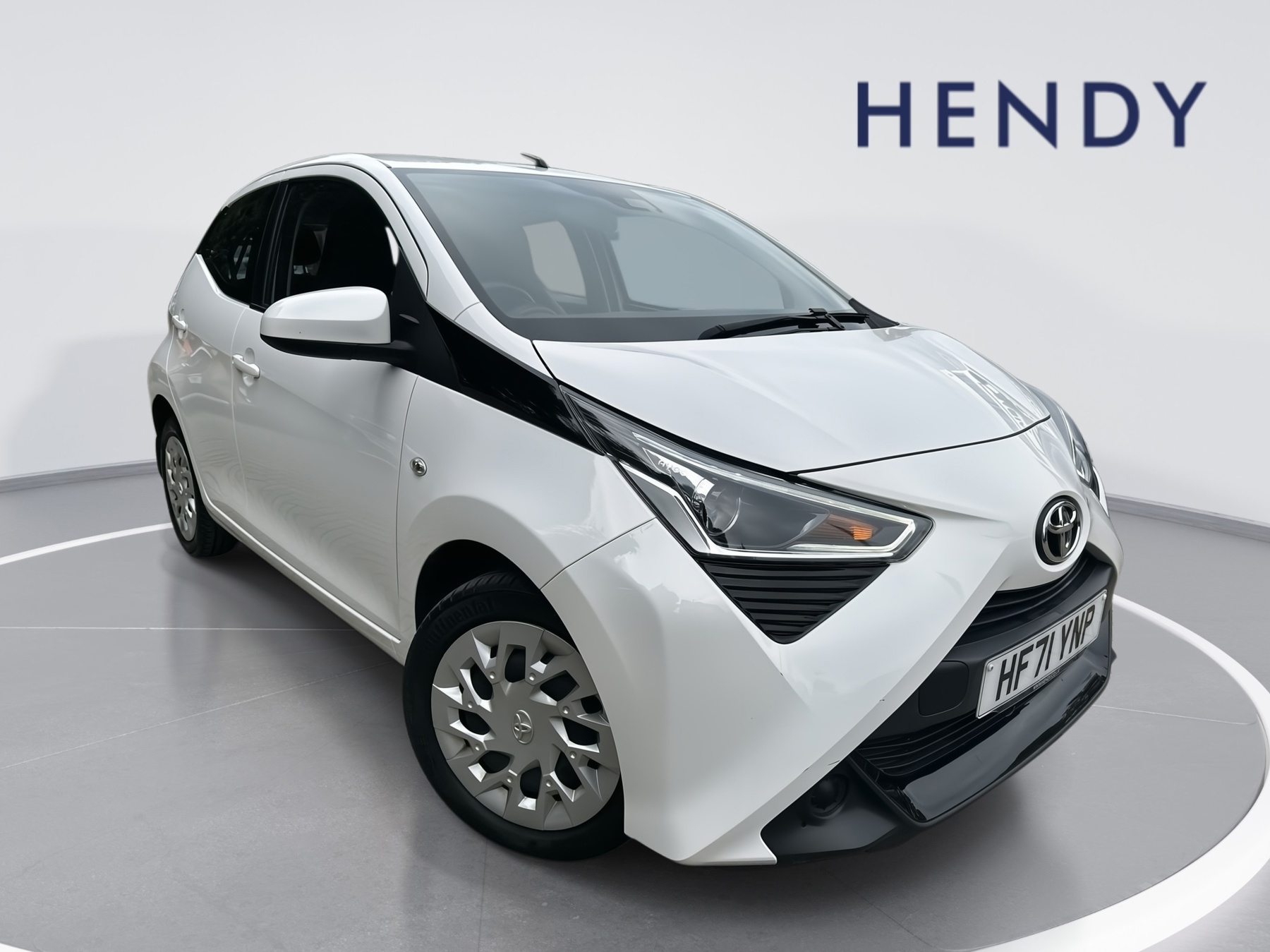 Main listing image - Toyota Aygo